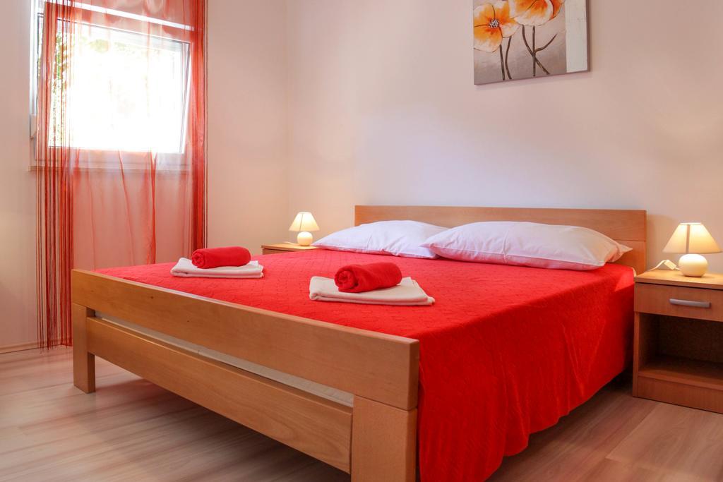 Apartment Natalia Pula Extérieur photo